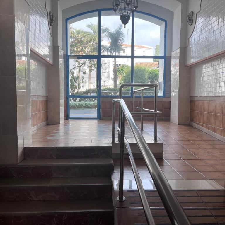 EL FARO VACACIONES en ESTEPONA - Apartamento con vistas a la piscina - 3
