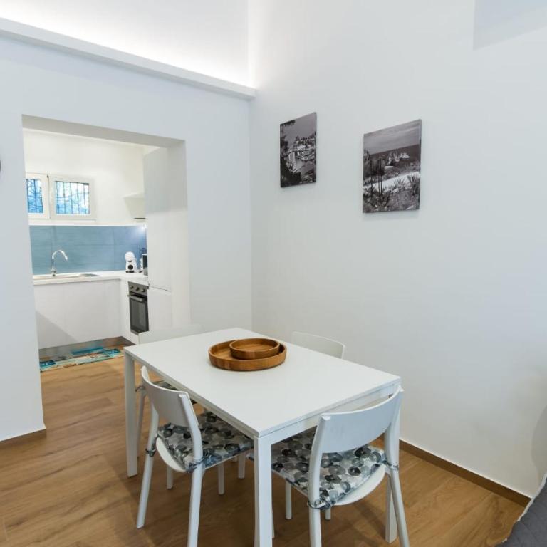 White Home - Casa con 2 Camere da Letto - 2