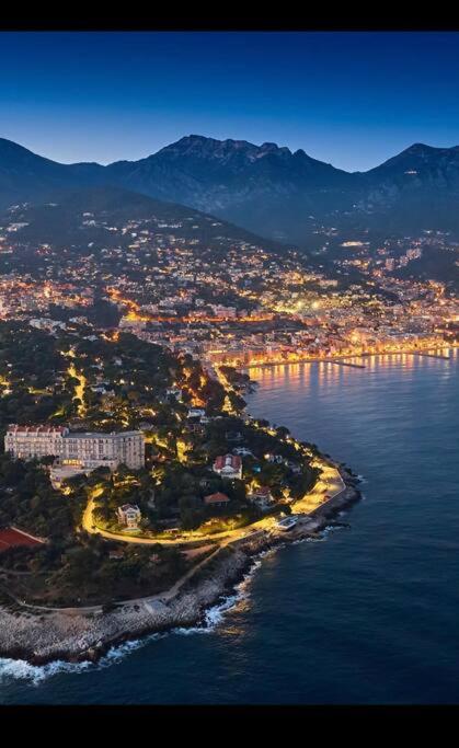 Villa Victoria F1 GP Monaco #8 persons #3 Bedrooms #Terrace # garage Beach - - Villa 3 Chambres - 22
