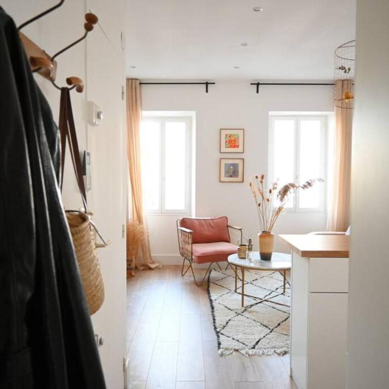 Chez Zize T2 unique- Roucas-Blanc - One-Bedroom Apartment - 9