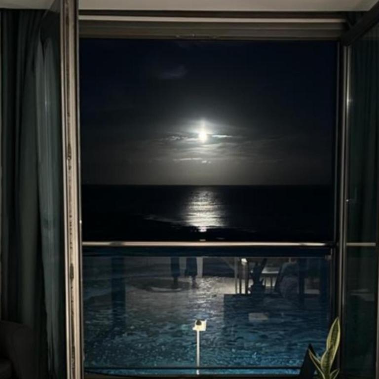 On the beach - Apartamento con vistas al mar - 25