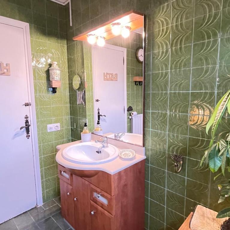 Cala Canyelles Villa & Private Studio with Garden - Casa de 3 dormitorios - 42