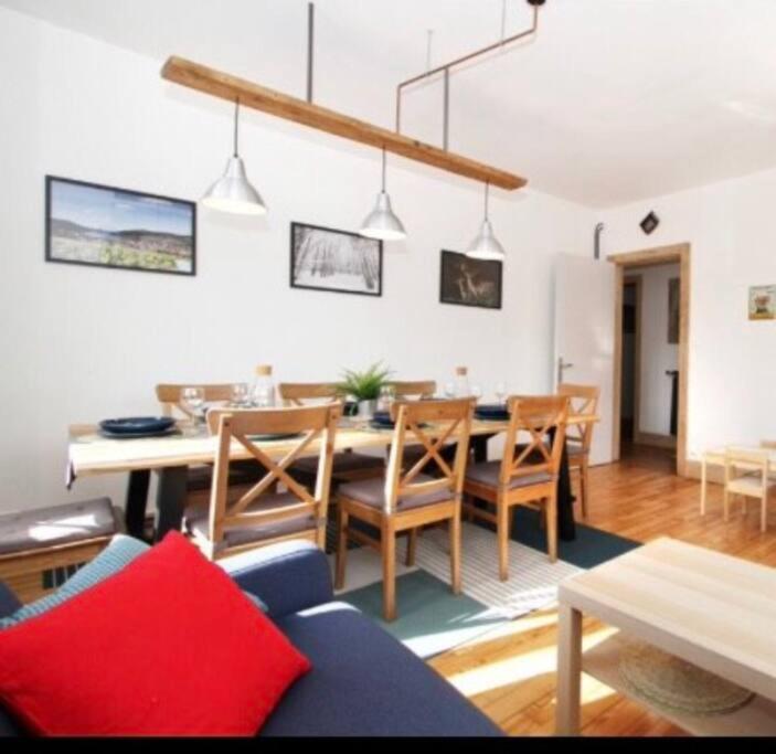Charmant appartement en centre ville - Appartement 2 Chambres - 13