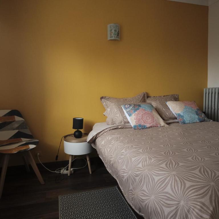 Charming AC 2-bedroom apartment Antibes city center family, couples friendly - Two-Bedroom Apartment - 19