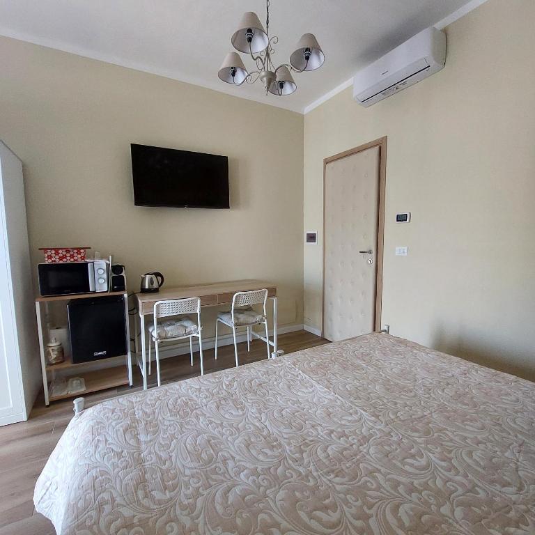A CASA DI BICE&SISSI - vicino all'Allianz Stadium, centro città, Parco Dora, facoltà di informatica - Camera Matrimoniale/Doppia con Letti Singoli con Bagno Privato - 8