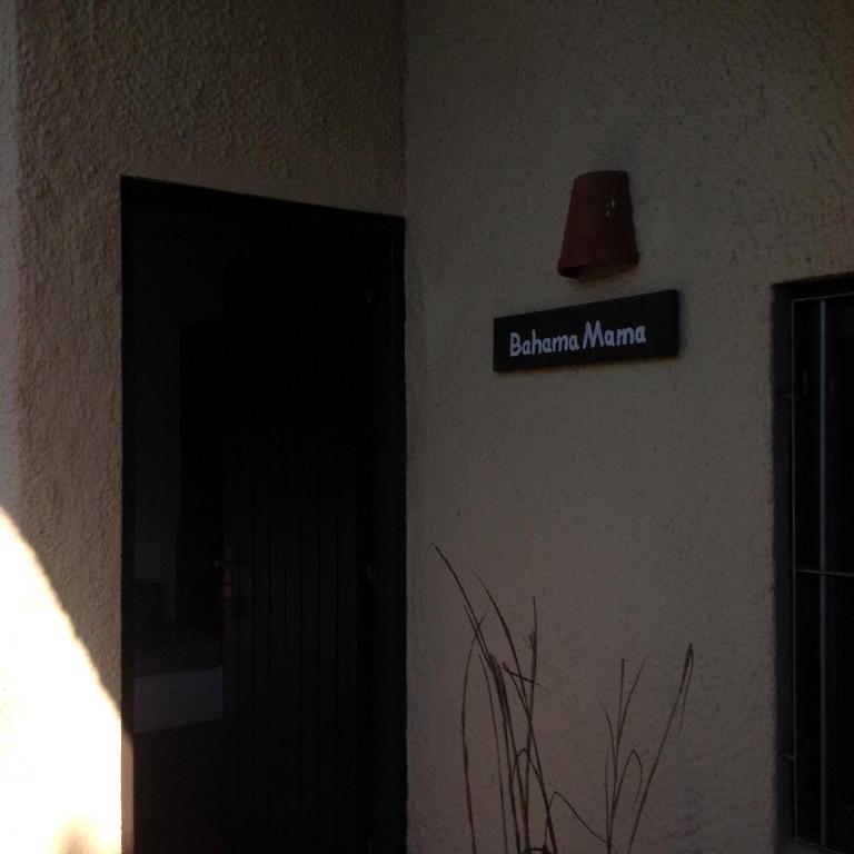 Coco Loco Lodge - Bungalow (6 Adults) - 7