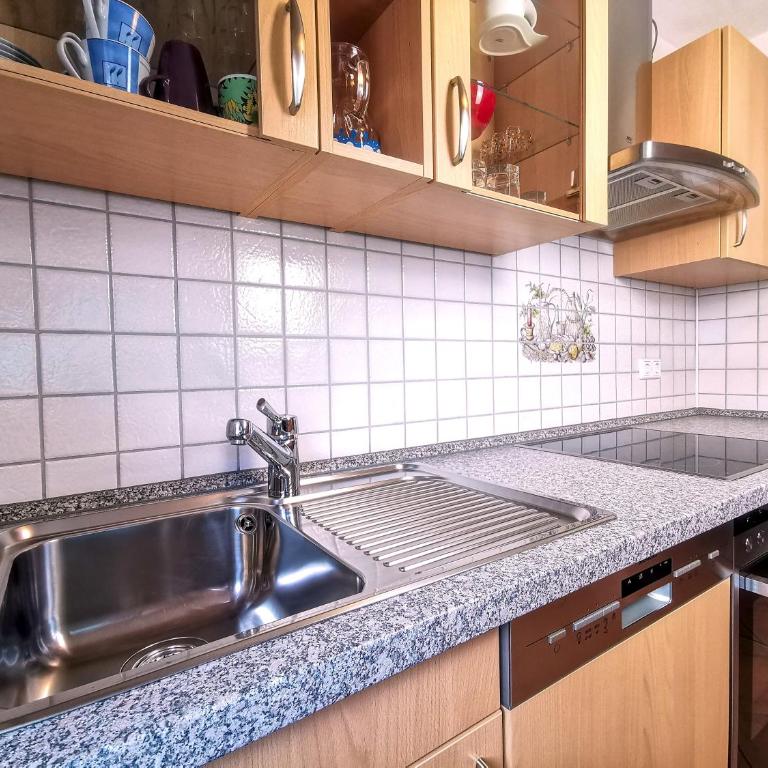 Ferienhaus Alexandra - Apartment mit Balkon - 33