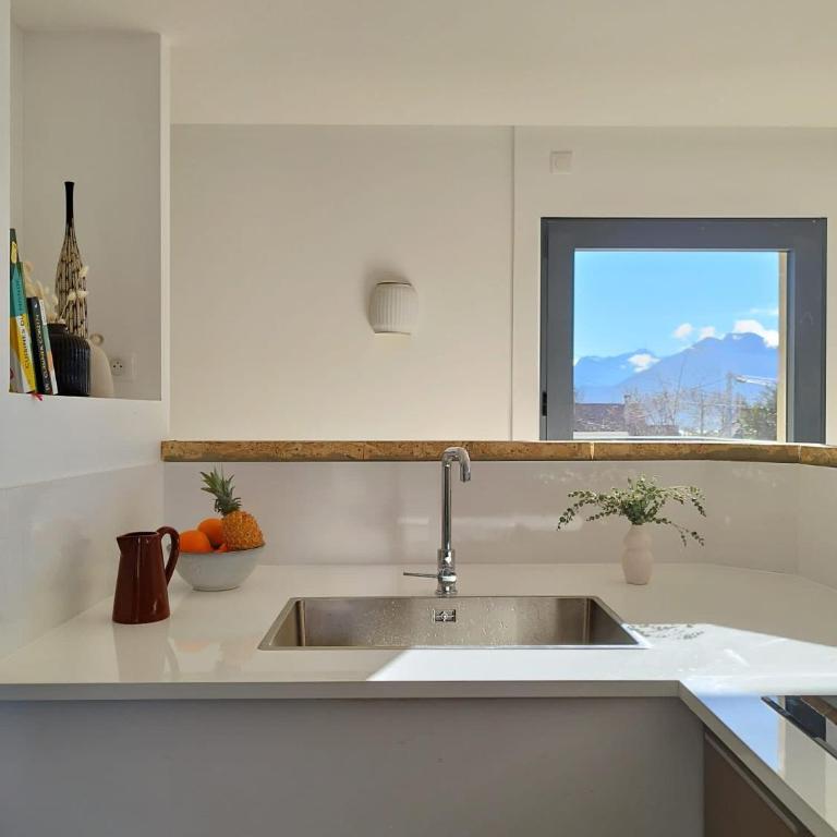 Maison Veyrier du Lac, à 10 min à pied de la plage - Villa 3 Chambres - 18