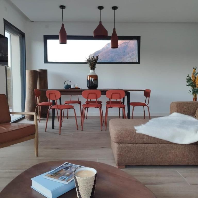 Maison Veyrier du Lac, à 10 min à pied de la plage - Villa 3 Chambres - 20