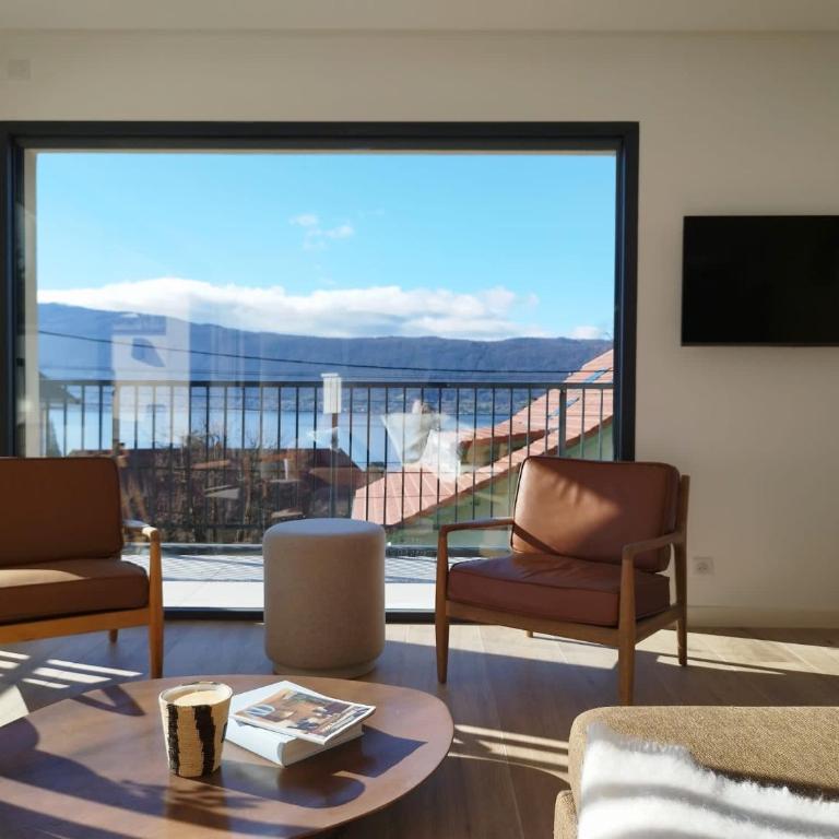 Maison Veyrier du Lac, à 10 min à pied de la plage - Villa 3 Chambres - 1