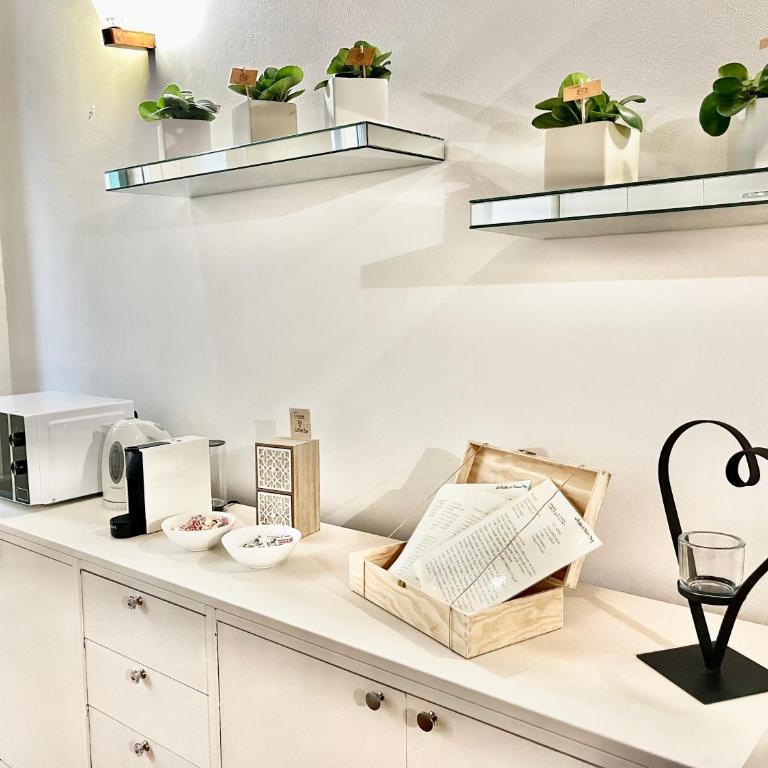 Magnolia Home - Piazza delle Erbe - One-Bedroom Apartment - 10