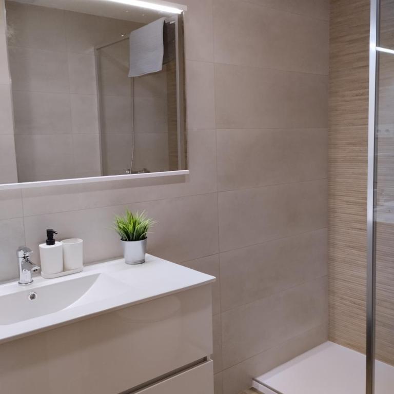 Apartamentos CH - Apartamento de 2 dormitorios - 7