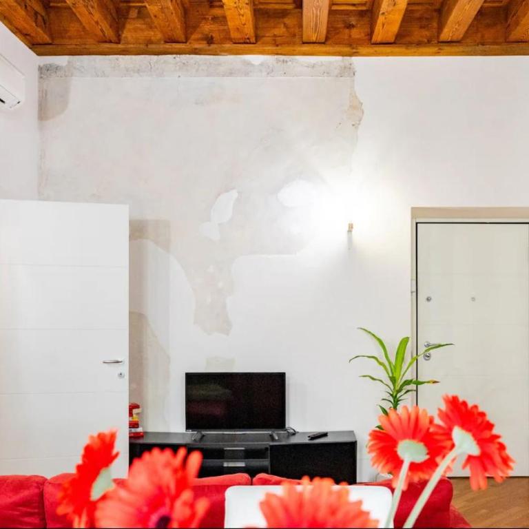Magnolia Home - Piazza delle Erbe - One-Bedroom Apartment - 4