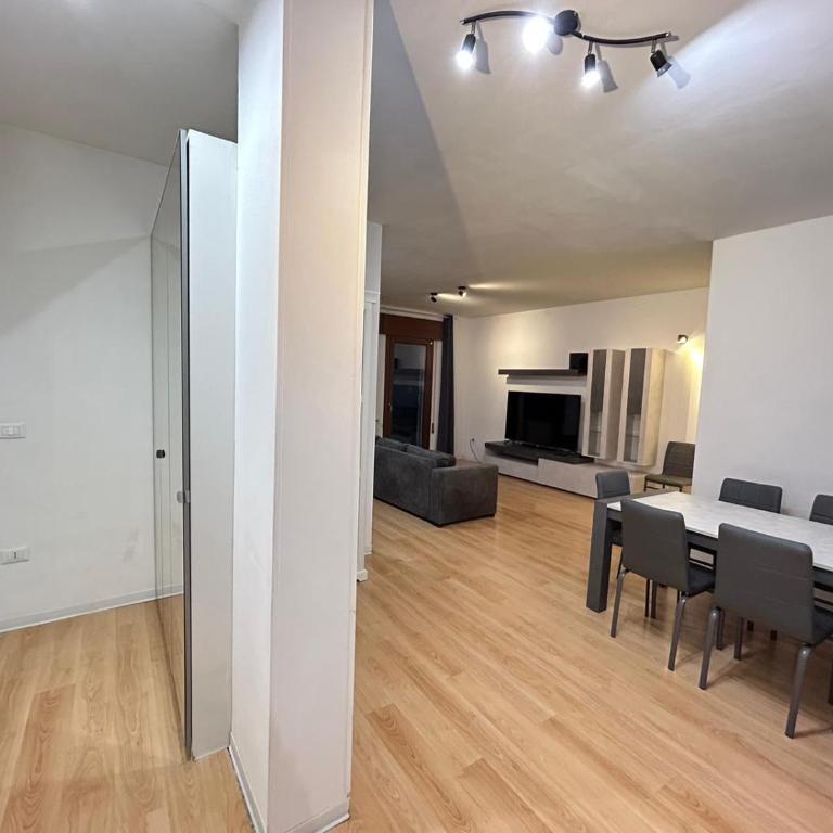 Clodia Skyline - Appartamento con 2 Camere da Letto - 8