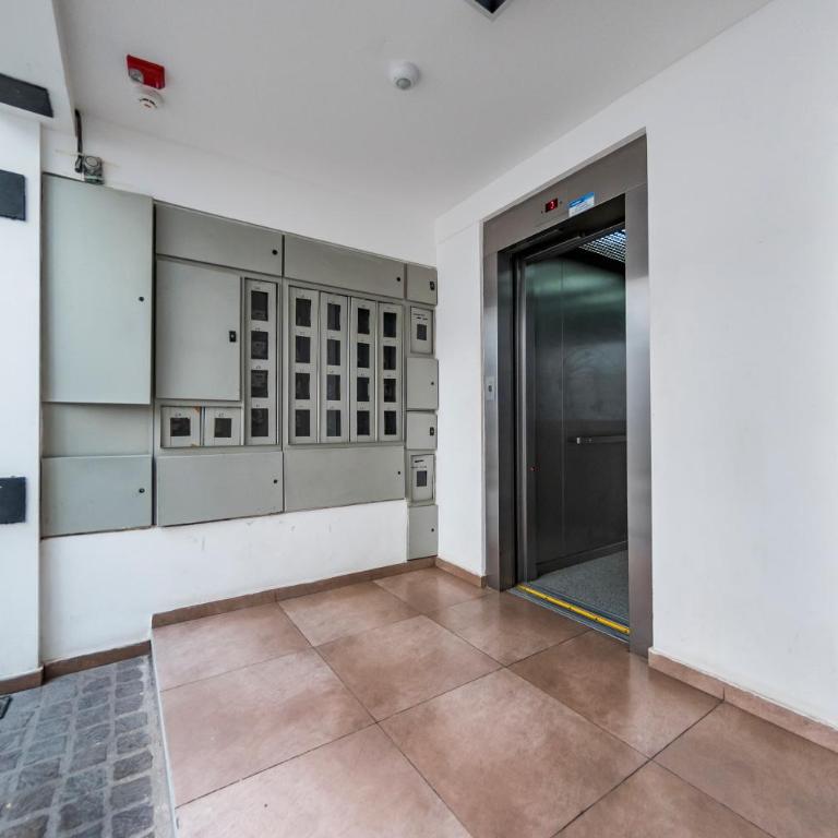 Hermoso Depto en B° Gral Paz - Apartamento de 1 dormitorio - 20