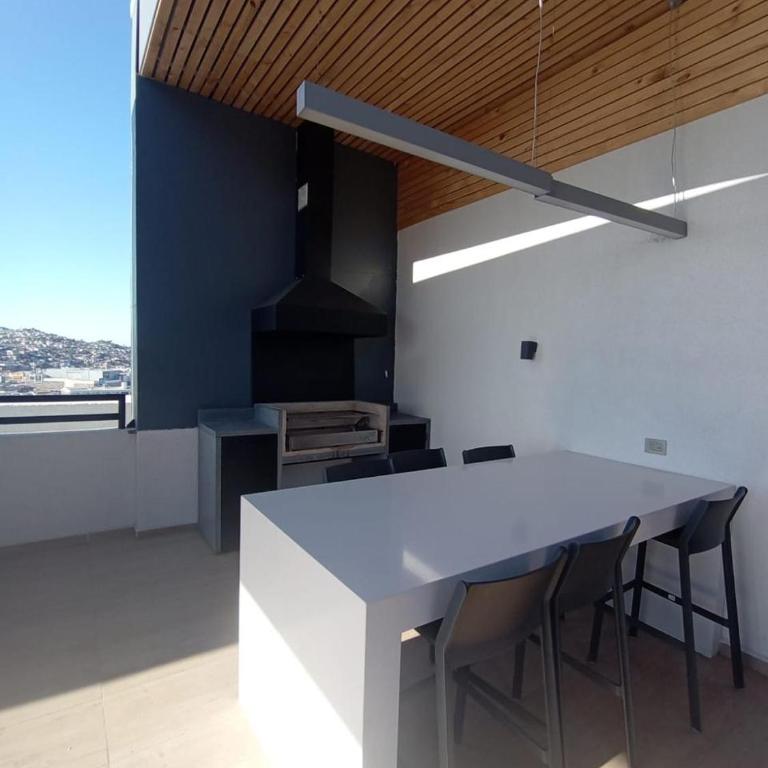 Fabuloso departamento con panorámica vista al mar, a la Herradura y a la ciudad - One-Bedroom Apartment - 23