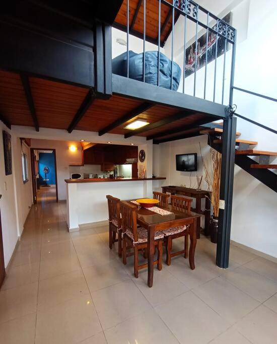 Cómodo Depto en B Villa Belgrano - Apartamento de 1 dormitorio - 50