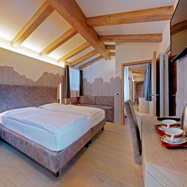 Hotel Madonna delle Nevi - Suite con Vista Montagna - 4