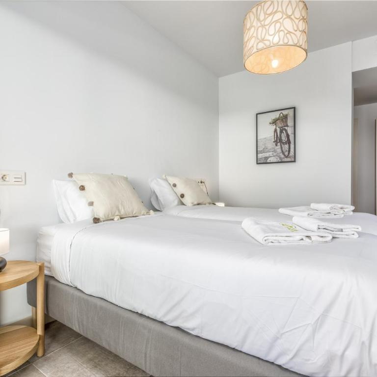 ViVi Homes - Sara Pool, Terrace, Golf & Beach - Apartamento Deluxe - 16