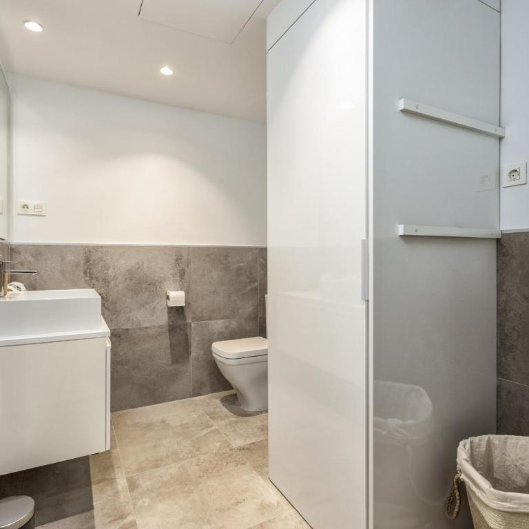 ViVi Homes - Sara Pool, Terrace, Golf & Beach - Apartamento Deluxe - 20