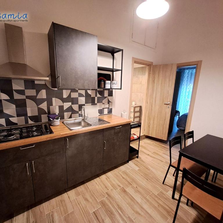 Accasamia Neapolitan Apartments - Appartamento con 2 Camere da Letto - 20