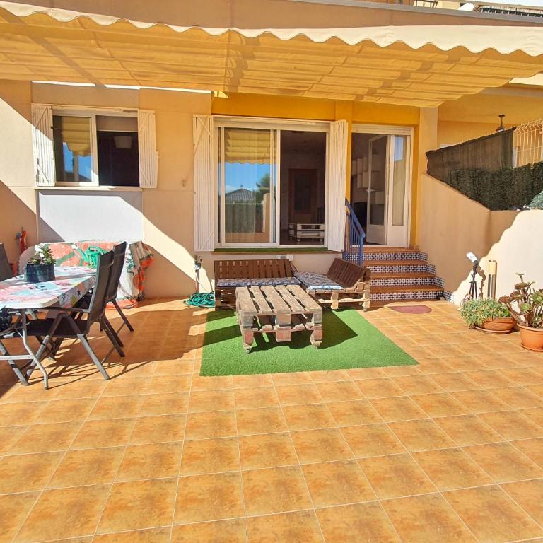 Amplia Terraza con Piscina, Garaje y Aire Acondicionado - by Aloha Palma - Apartamento con terraza - 1