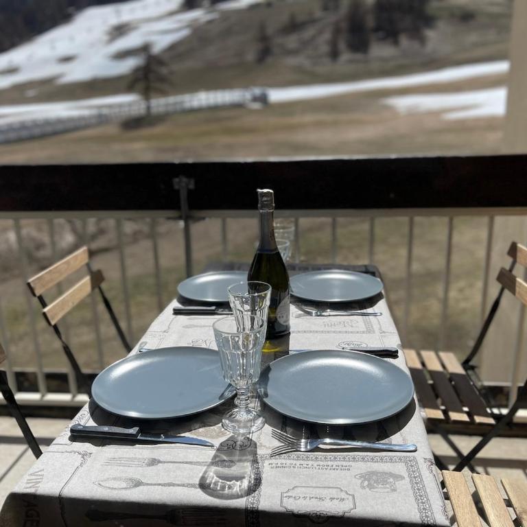 Appartement Les Chalmettes 4 Personnes au pied des Pistes Wifi - Balcon - Parking - Studio - 40