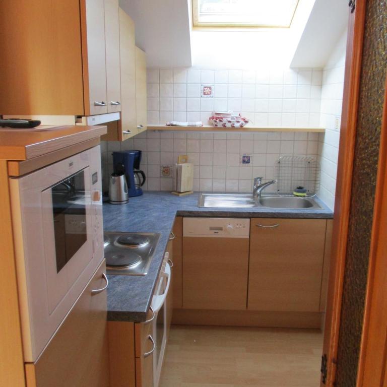 Gästehaus Schwaiger - Apartment Nr. 6 mit 3 Schlafzimmern und Balkon - 3