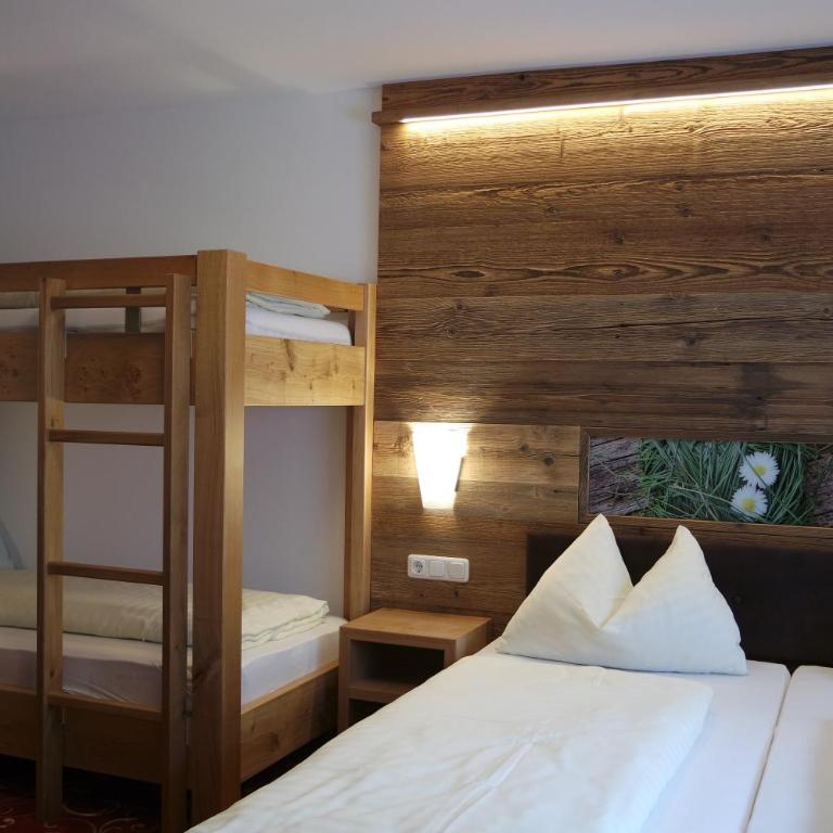 Hotel Apart Garni Heisenhof - Familienzimmer ohne Balkon - 4