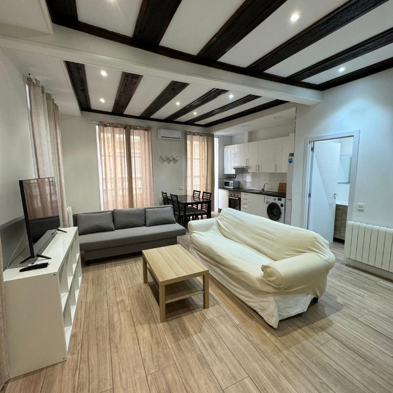 Mercat central - Two-Bedroom Apartment - 5