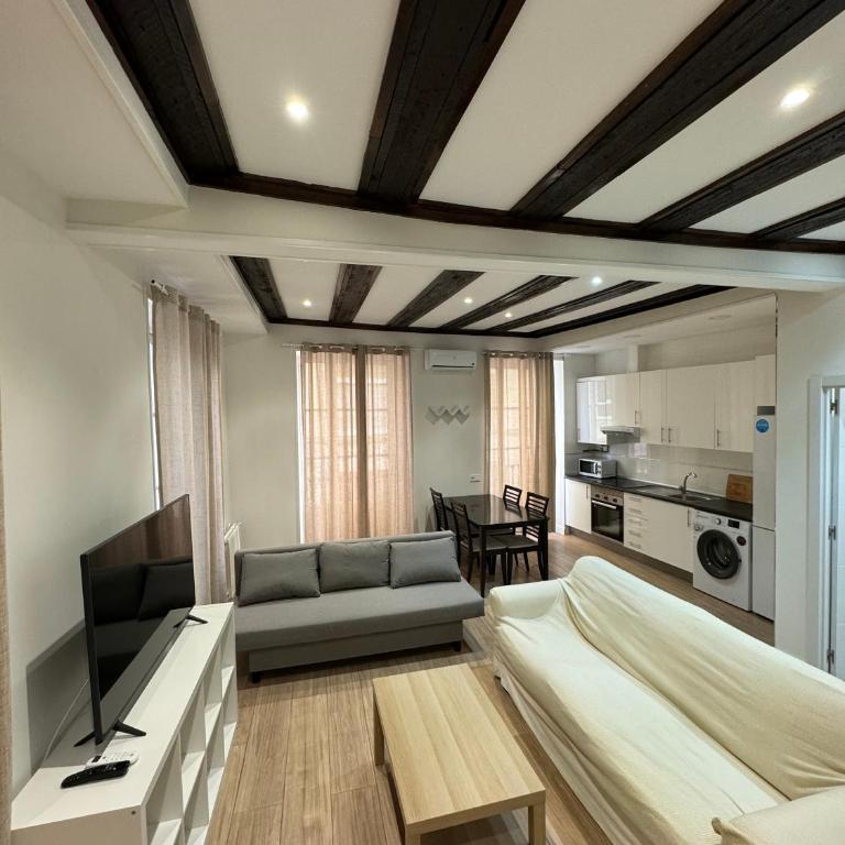 Mercat central - Two-Bedroom Apartment - 8