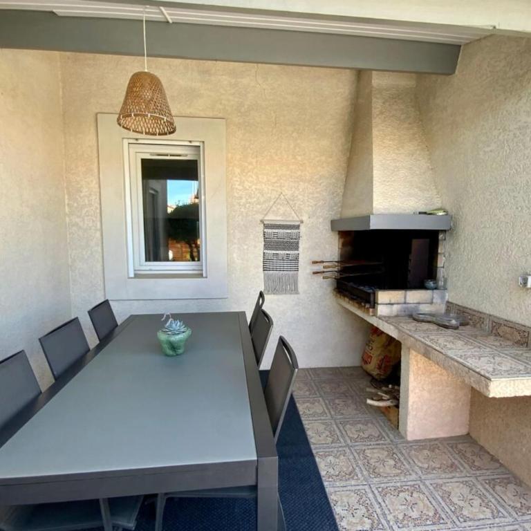 The seaside 200m2 villa with swimming pool! - Villa - 54
