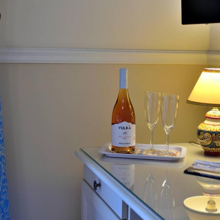 Bellini Inn Deluxe - Double or Twin Room with Extra Bed - 4