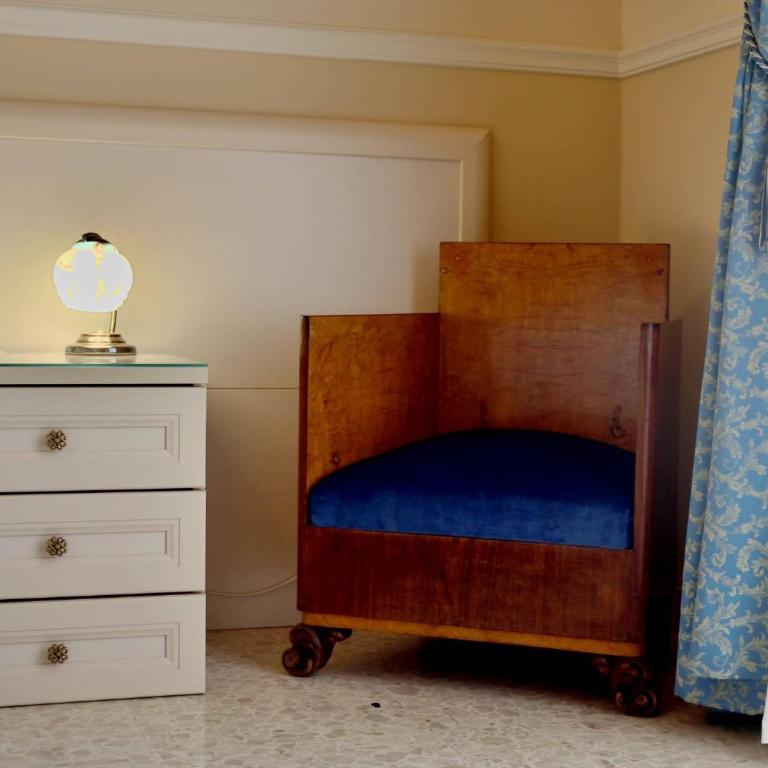 Bellini Inn Deluxe - Double or Twin Room with Extra Bed - 2