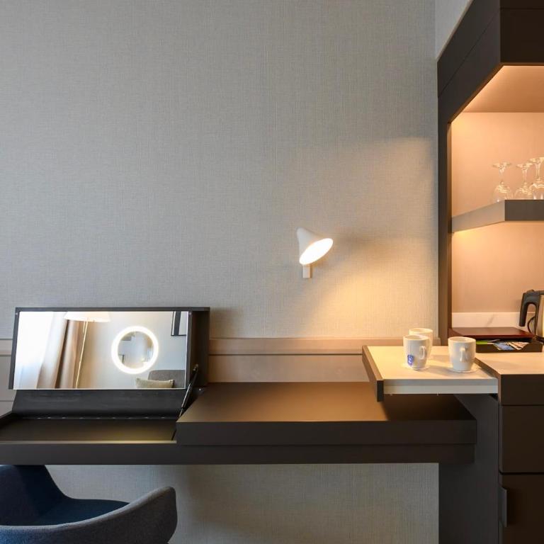 Hotel Europa - Dreibettzimmer - 8