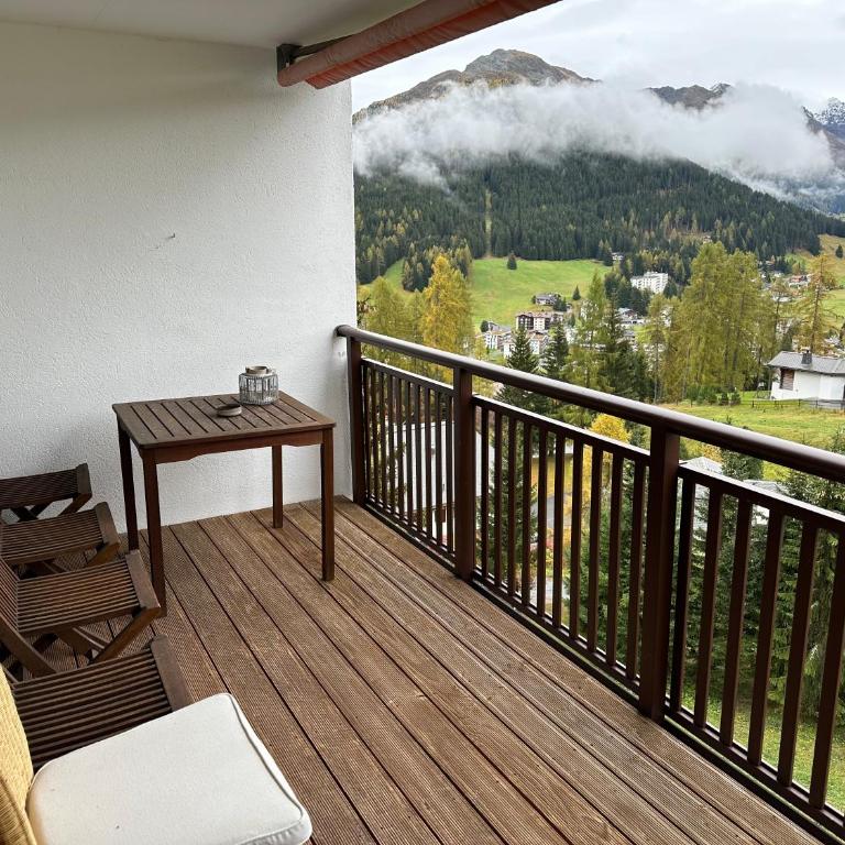Cosy Chalet Palueda in Davos-Dorf with a breathtaking view - Apartment mit 1 Schlafzimmer - 11