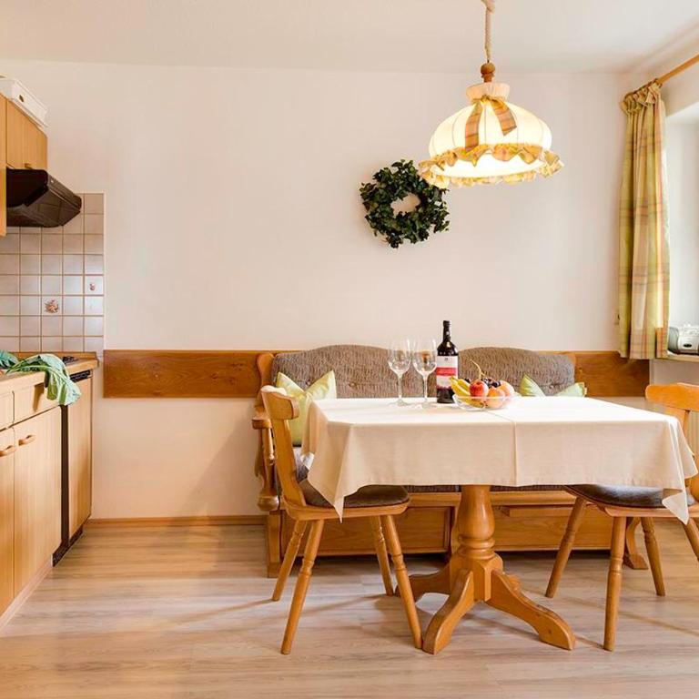 Landhaus Bachtelmühle - Apartment mit 1 Schlafzimmer und Dusche - 2