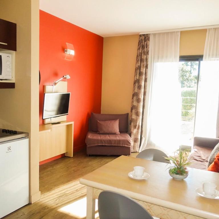 Zenitude Hôtel-Résidences Marseille Prado - Appartement 1 Chambre (5 Adultes) - 2