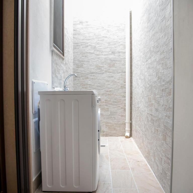 Dimora Asmara 11 15 - Monolocale Familiare - 23
