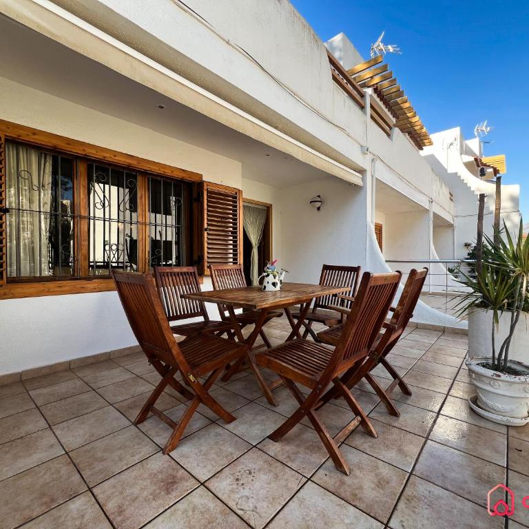 La Casa Ibicenca - Three-Bedroom Townhouse - 1
