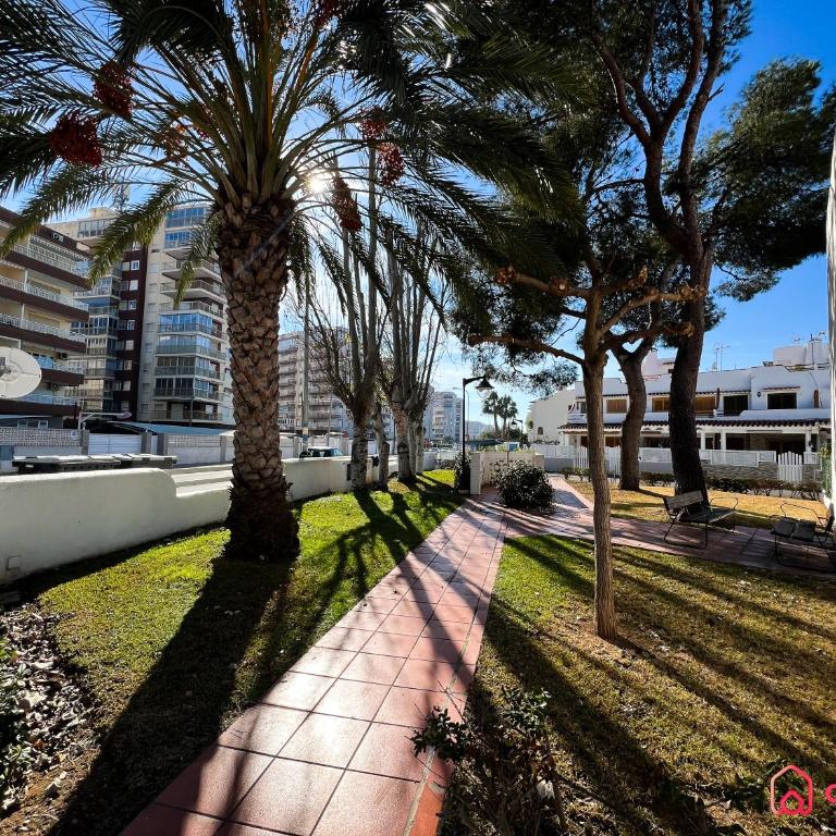 La Casa Ibicenca - Three-Bedroom Townhouse - 28