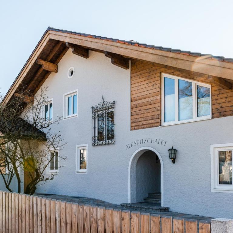 Haus Alpspitzchalet 32 - Casa de 3 dormitorios - 40