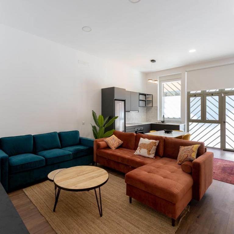 Luxe Apartment Madrid North - Two-Bedroom Apartment - 1
