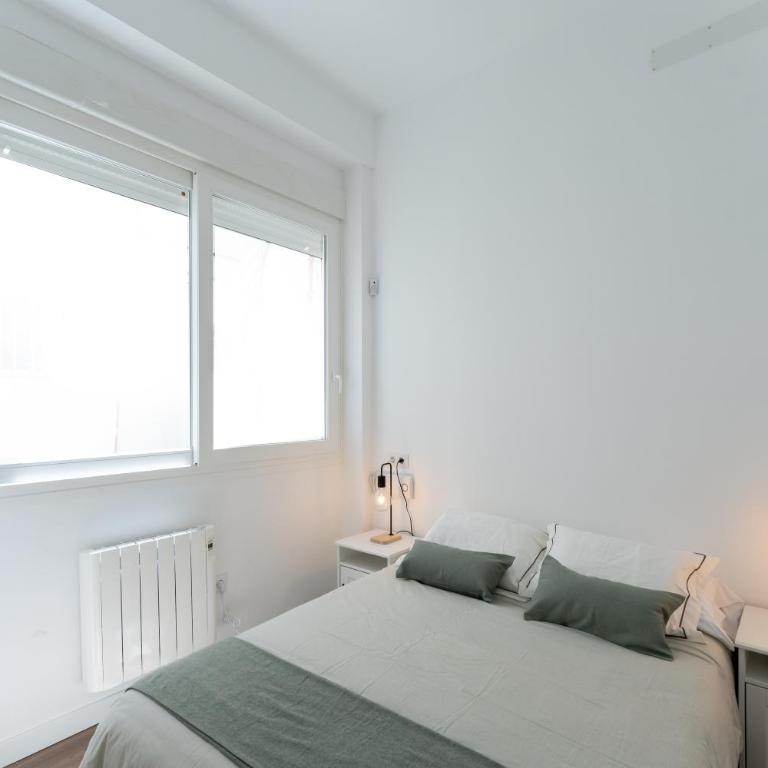 Luxe Apartment Madrid North - Two-Bedroom Apartment - 22