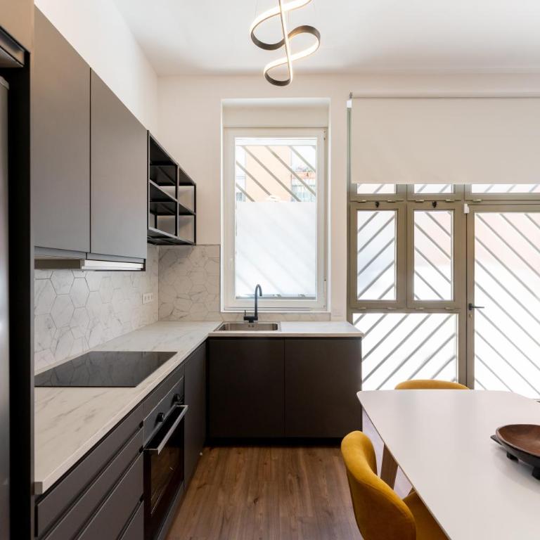 Luxe Apartment Madrid North - Two-Bedroom Apartment - 9