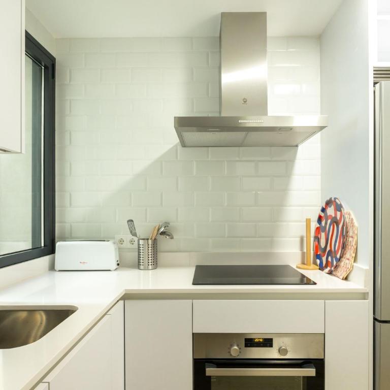 Charming 2 Bedroom Apartment with FREE PARKING close to Torre del Oro by Ocityzen - Apartamento de 2 dormitorios - 14