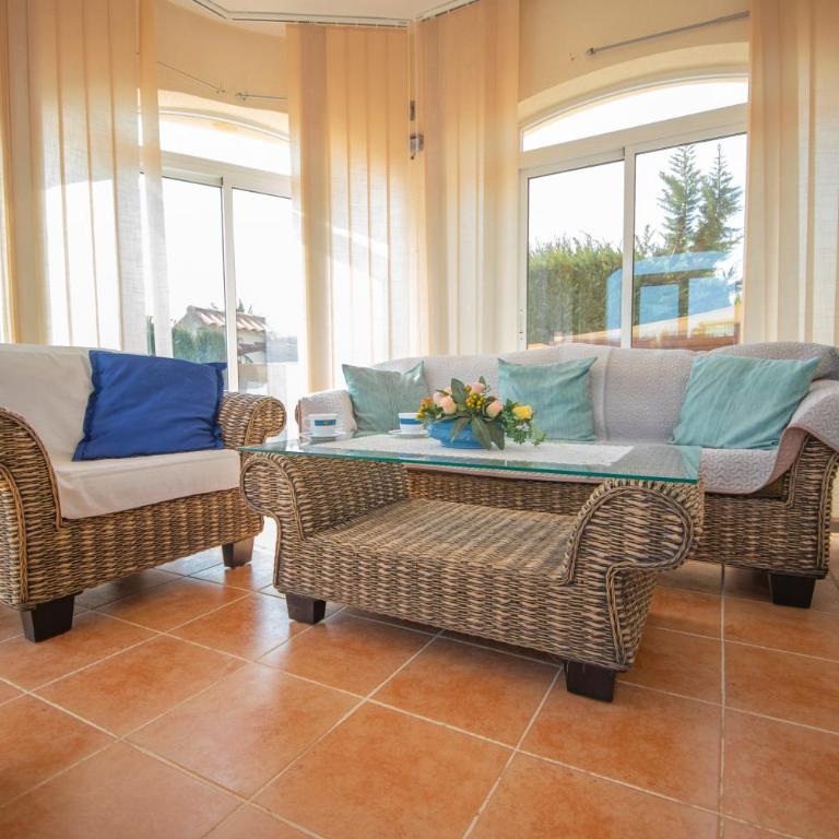 Chalet individual con piscina privada en Miami Playa - Chalet de 2 dormitorios - 15