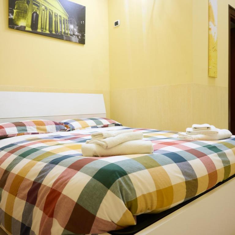 On The Rainbow B&B - Double Room with Private Bathroom - 6