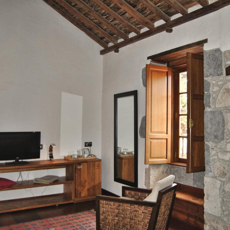 Hotel Rural El Mondalón - Habitación Doble Superior - 1 o 2 camas - 4