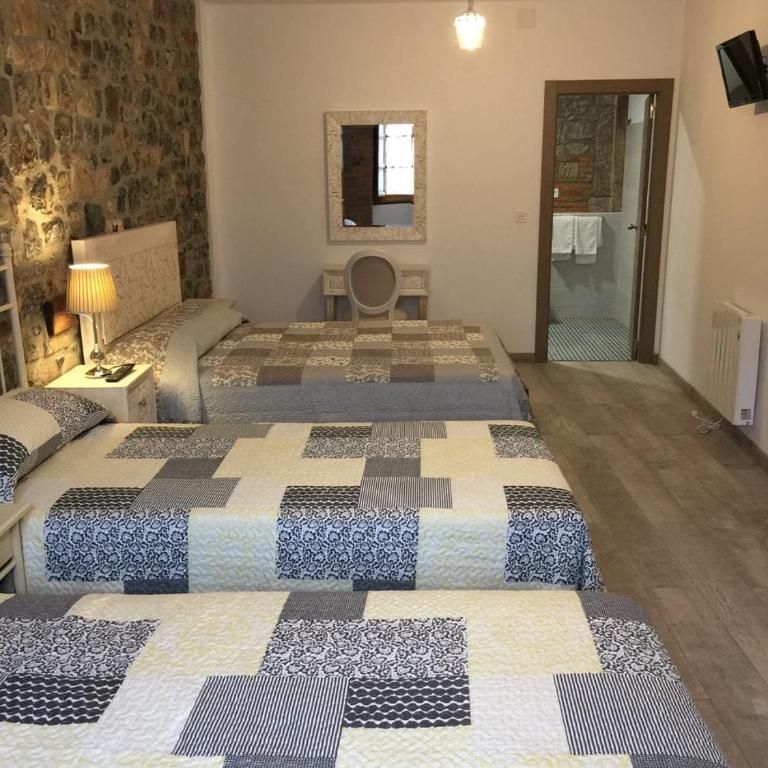 Alojamientos San Pelayo 10 - Habitación cuádruple - 1